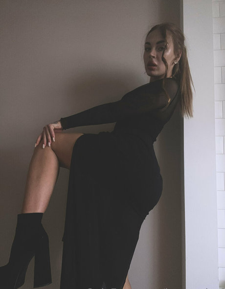 honeypie f xxx model photos