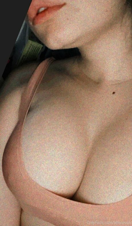 Kittyhere17 model beautiful pic