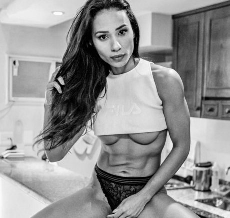Francrispim nude model image