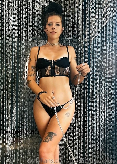 Meg Reillly top star photo