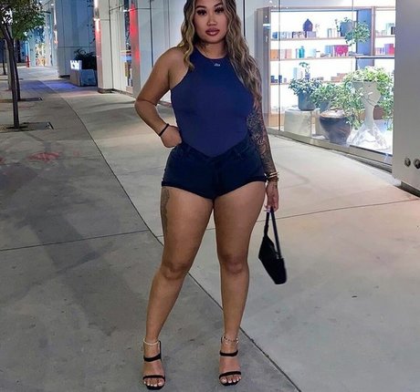 ilikekandyy pretty pornstar photos