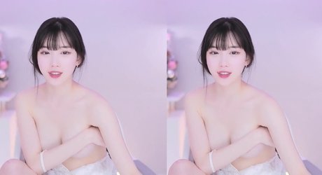 Hayoon48 pornstar nudes picture