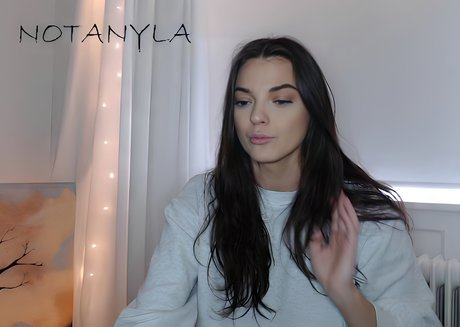 Notanyla xxx model image