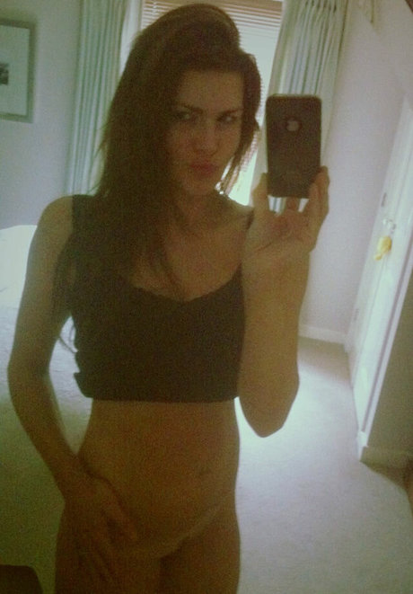 Carolynne Poole pornstar naked photo