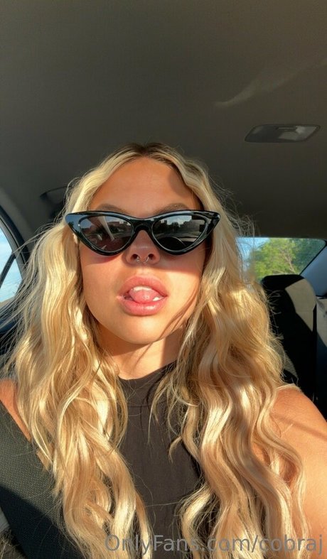xxx milf onlyfans hot sexy images