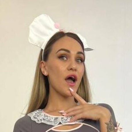 Hello Siri pornstar adult galleries
