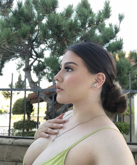 mamibree model hot photos