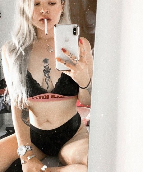 Shira Sasson adult star img