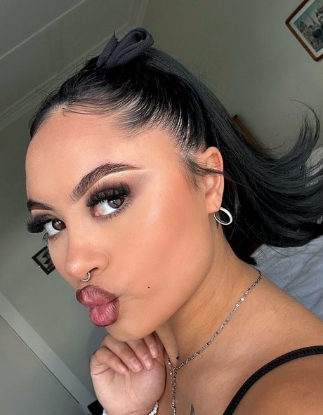 taylaraywhite porn model image