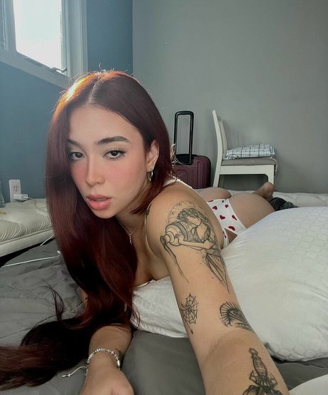Valentina Navia pretty pornstar image