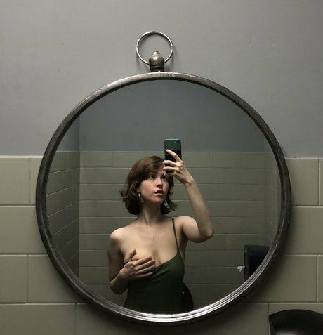 BarbsBody model pretty photo