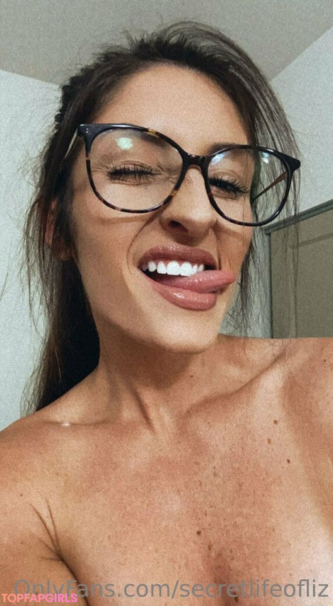 nottobeshared sexy model pics