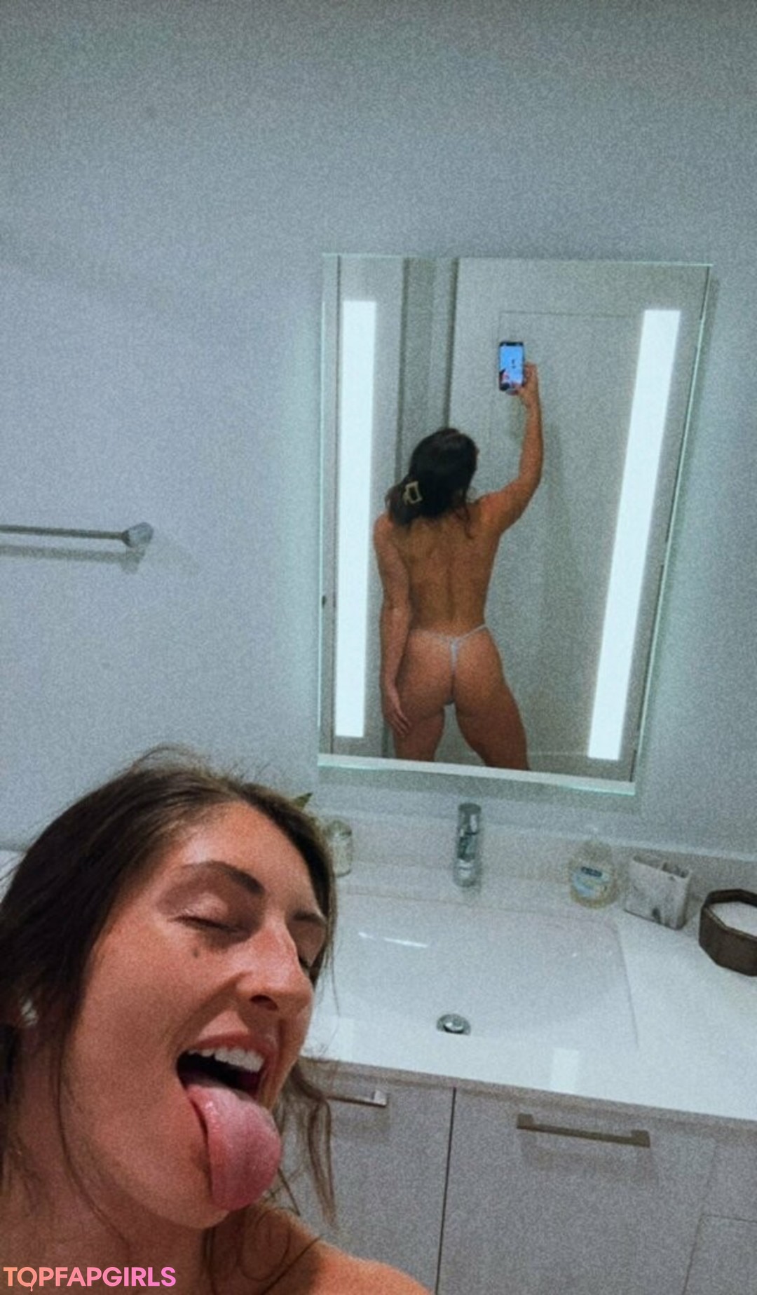 nottobeshared star nude img