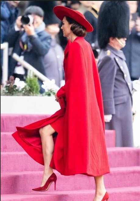 Kate Middleton star pretty archive