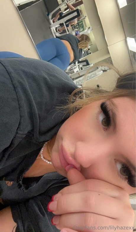 lilyhazexx erotic pornstar archive