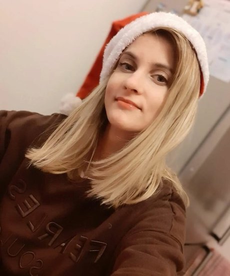 BunnyZuz model porn pic