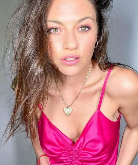 Sofia Jimenez exclusive model pic