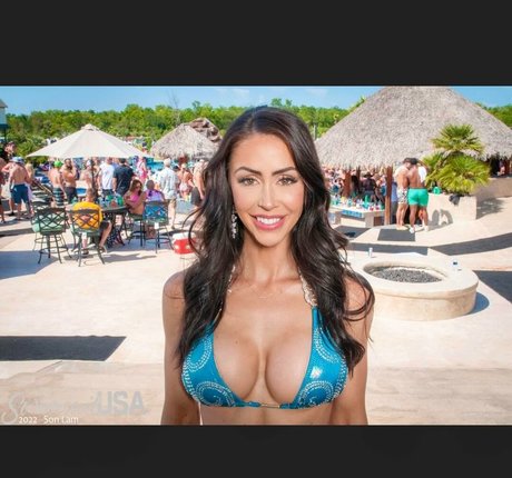 Katherine Bohn star hot picture