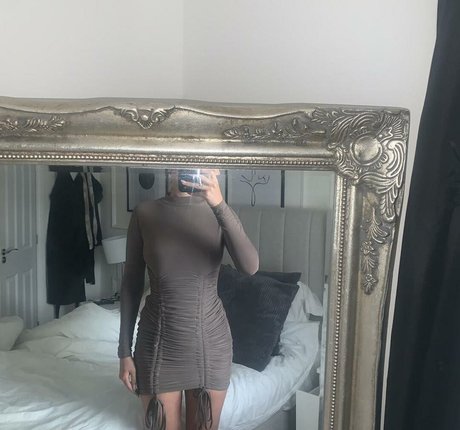 Faylee Oxenham nude pornstar photos