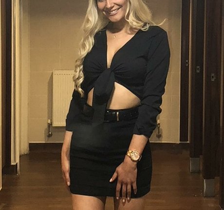 Faylee Oxenham free pornstar pics