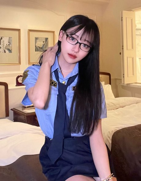 xxkhyn model free image