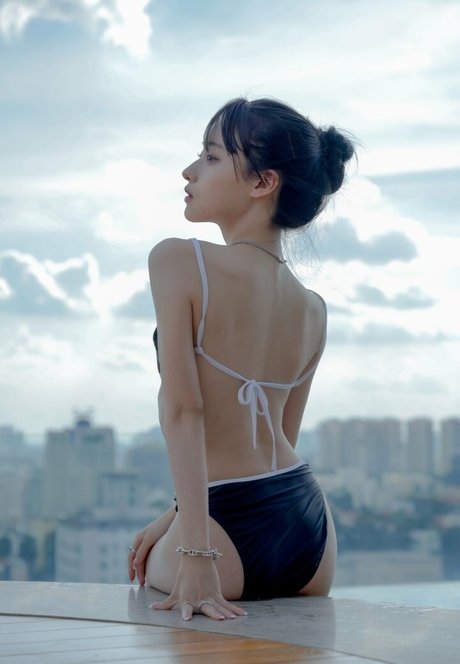 xxkhyn star nude pic