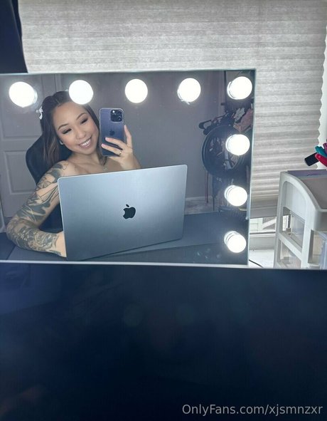 jsmnzxr model nude photos
