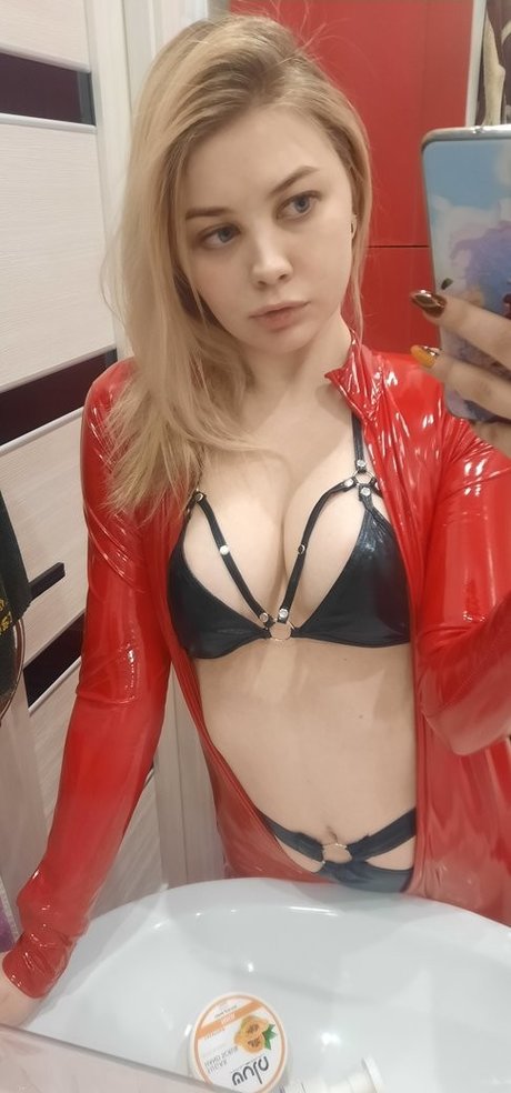 Alexandra Bessonova nudes model photos