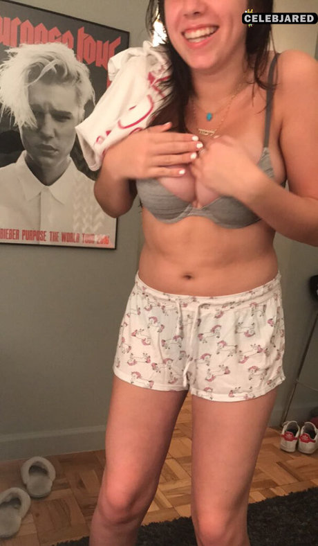 Samantha Lipstein star pretty picture