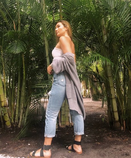 Kelsea Forti model top archive