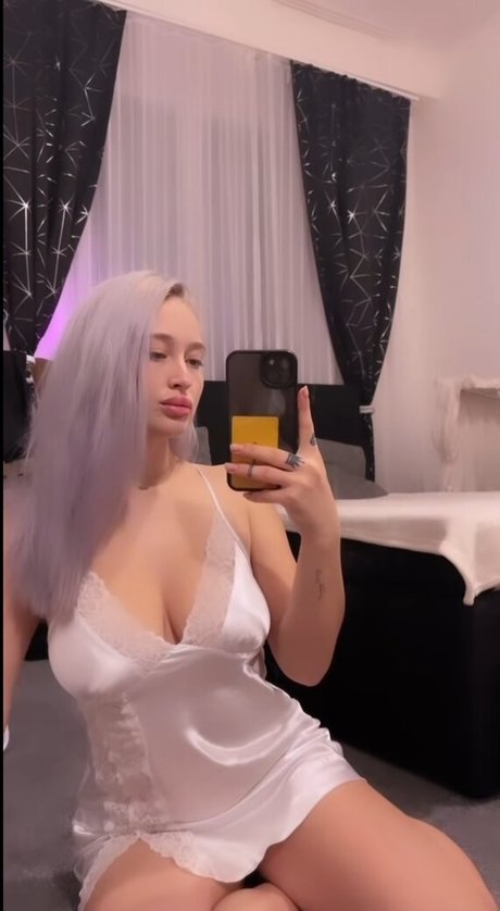 claudiroxa pornstar naked gallery