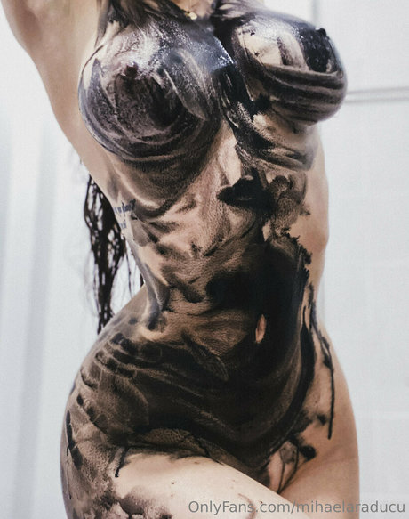 claudiroxa model sex picture
