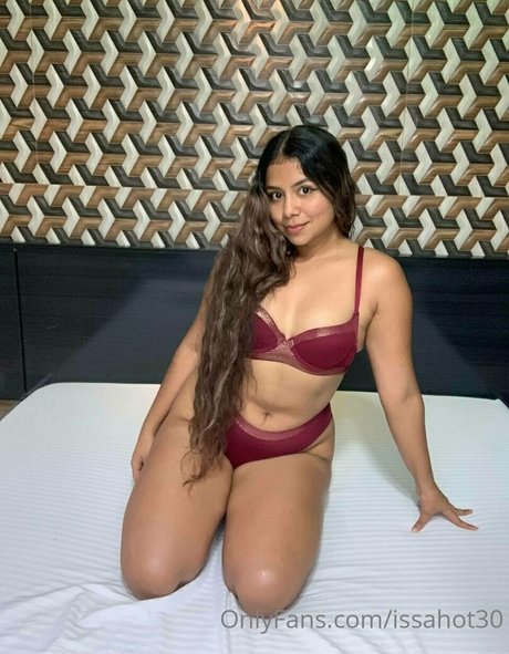 issahott31 model perfect image