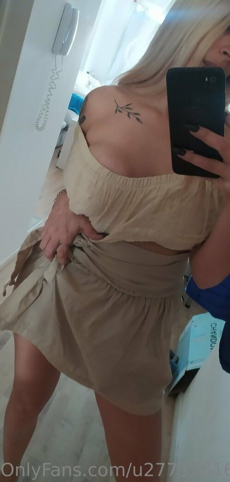 rominababe nudes model photo