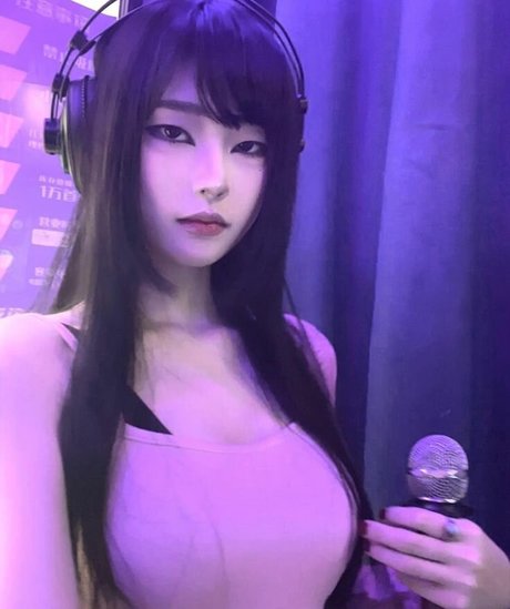 Daturakisses nice model pics