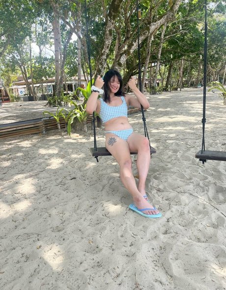 Yousoromi pornstar naked picture
