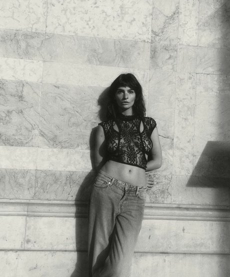 Clara Beneytout pretty model photos