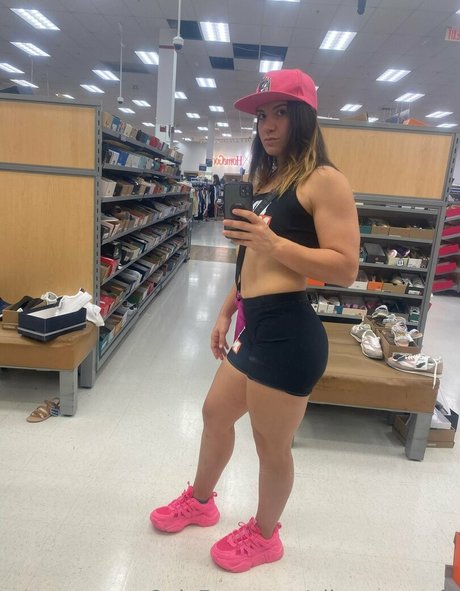 ailu perez ufc pornstar top pic