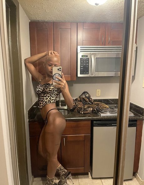 complexricki nudes model photos