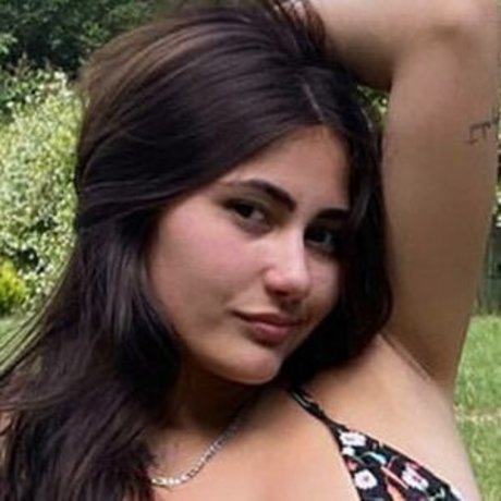 jjuliivargass nude star img