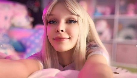 deliamalkova top profile image