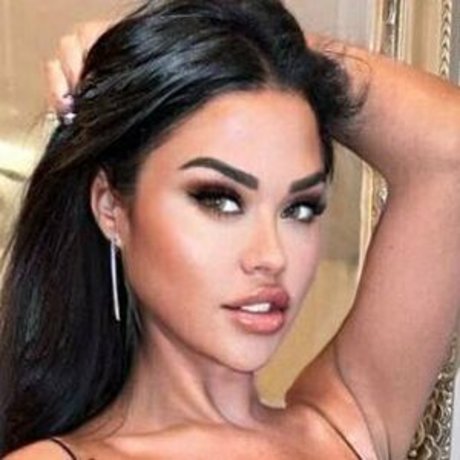 Aysha Soper model art pic
