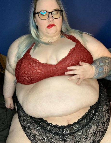 adenahx model xxx images