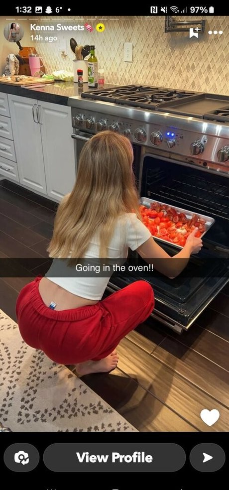 Kenna Sweets xxx pornstar pic