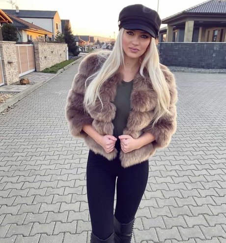 Nikola ihova erotic actress pic