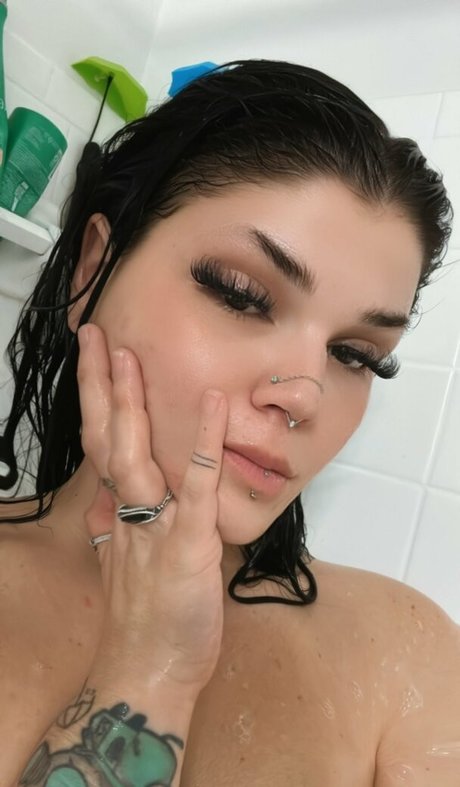 horrorwh0re erotic pornstar photos