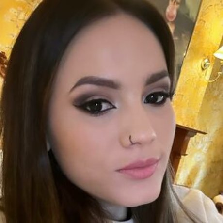 Lucy Mendez nude model galleries
