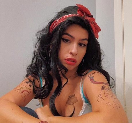 Alessia Cara pornstar free image