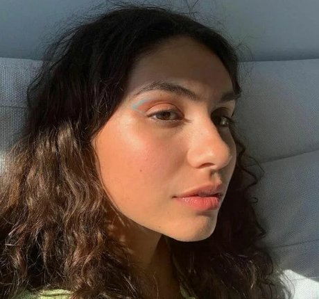 Alessia Cara best pornstar pics