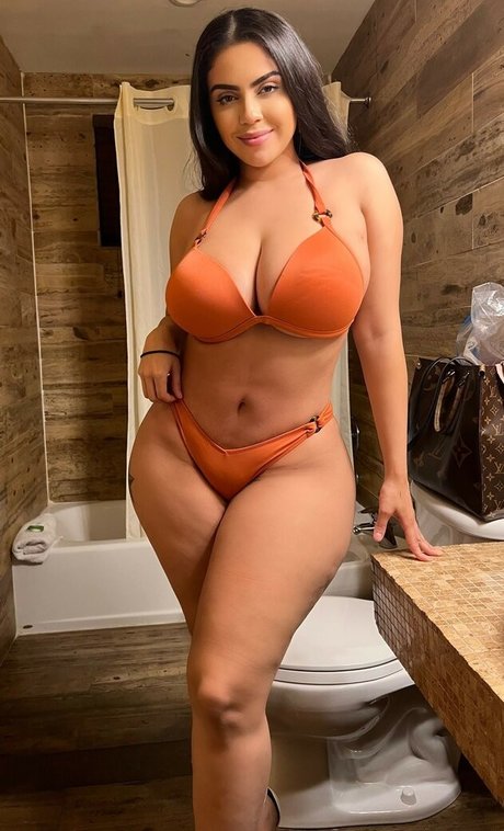 Jessenia Rebecca model sexy picture